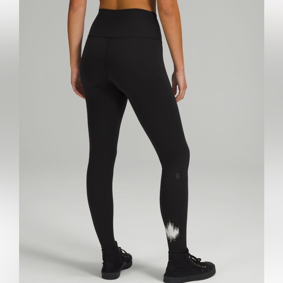 Lululemon Team Canada Wunder Train 28” High Rise HR Black Legging Size 4 Sz 4